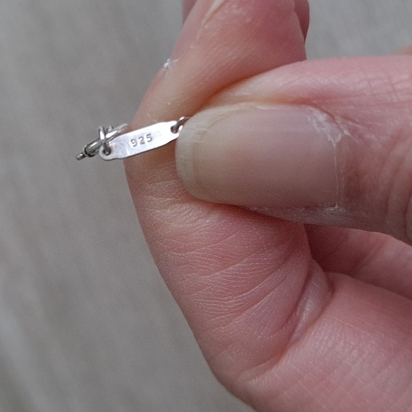 Authentic Tiffany & Co. Snowflake pendant necklace - Picture 6 of 16